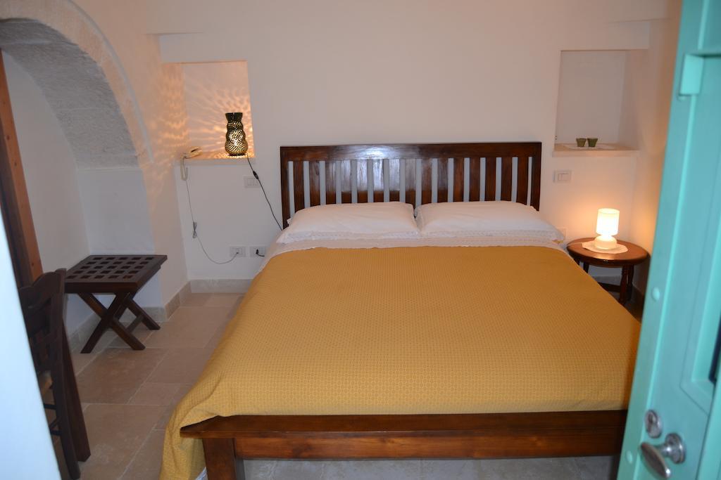 B&B Corte Del Camedrio Cisternino Quarto foto